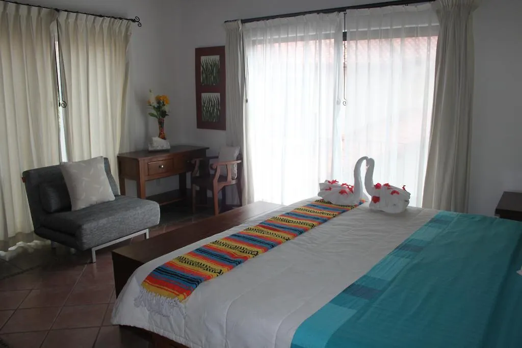 Casa Camelia B&B Playa del Carmen 2*,