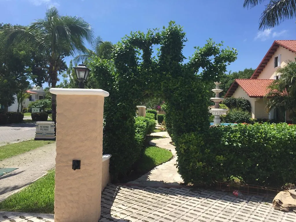 Casa Camelia B&B Playa del Carmen 2*,  Mexico